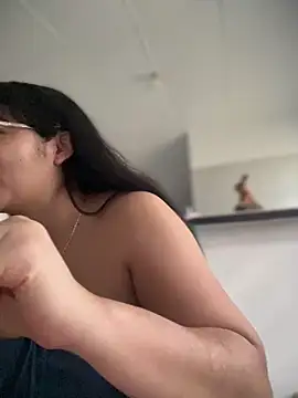 Lia flowers online show from 25, 10, 2025