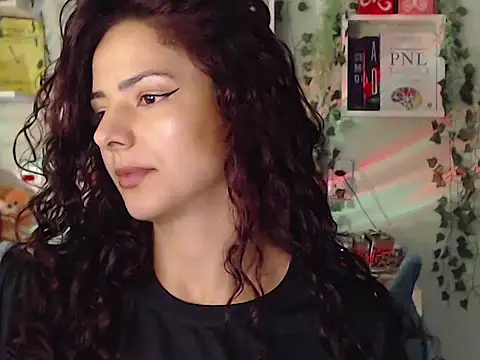 Snapshot of BeellyDance chatting on 29, 9, 2025 BeellyDance online show from 29, 9, 2025