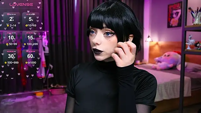 HolliWould  online show from 17, 1, 2026