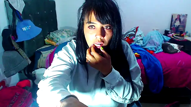 Snapshot of AmaraRoberts420 chatting on 14, 9, 2025 AmaraRoberts420 online show from 14, 9, 2025