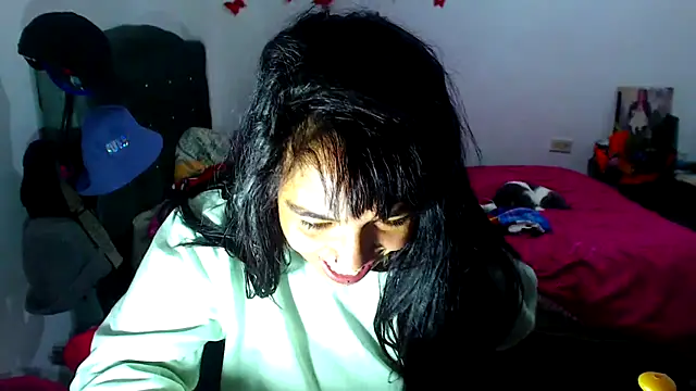 Snapshot of AmaraRoberts420 chatting on 15, 9, 2025 AmaraRoberts420 online show from 15, 9, 2025