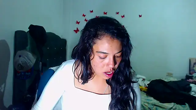 Snapshot of AmaraRoberts420 chatting on 5, 12, 2025 AmaraRoberts420 online show from 5, 12, 2025