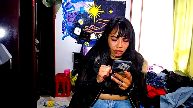 Snapshot of AmaraRoberts420 chatting on 20, 6, 2026 AmaraRoberts420 online show from 20, 6, 2026