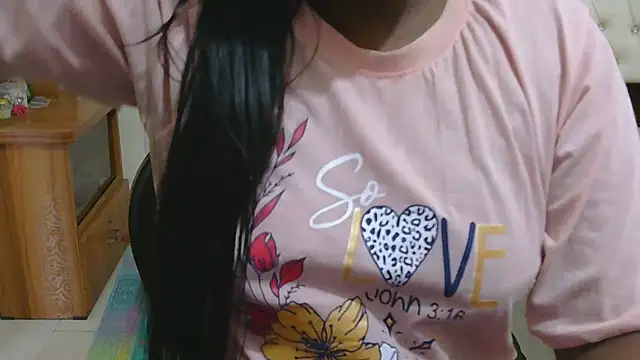 Snapshot of esita_1212 chatting on 4, 5, 2026 esita 1212 online show from 4, 5, 2026
