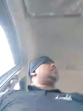 Dick 6inches online show from 18, 3, 2025