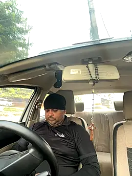 Dick 6inches online show from 27, 10, 2025