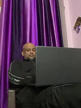 Dick 6inches online show from 6, 2, 2026