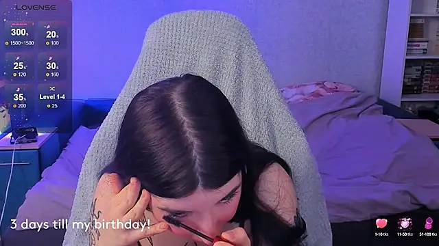 Snapshot of kellyharris chatting on 25, 2, 2025 kellyharris online show from 25, 2, 2025