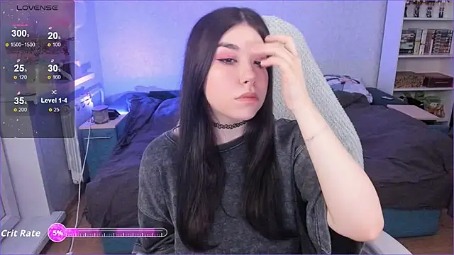 Snapshot of kellyharris chatting on 13, 10, 2025 kellyharris online show from 13, 10, 2025