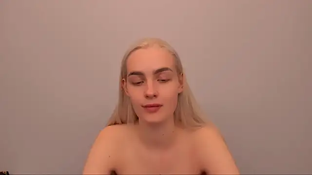 OliviaKisss online show from 19, 12, 2025