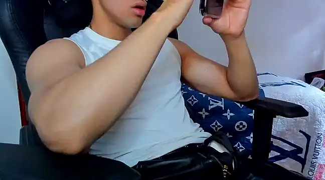 Tommy Bred online show from 7, 2, 2025