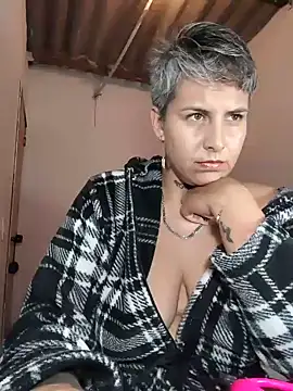 Snapshot of Yessi_rousse chatting on 14, 5, 2026 Yessi rousse online show from 14, 5, 2026