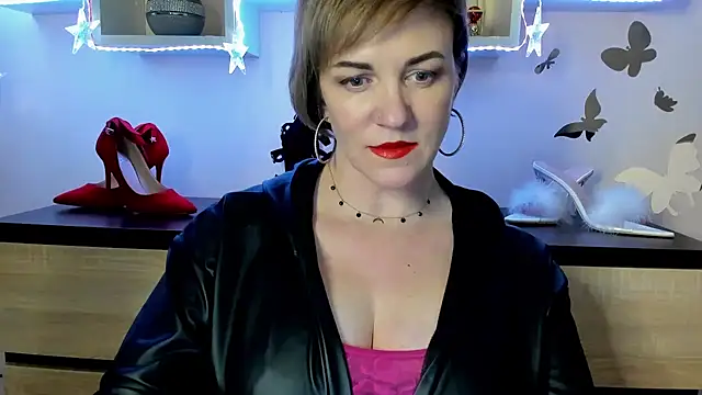 feliziaDesire online show from 2, 3, 2025