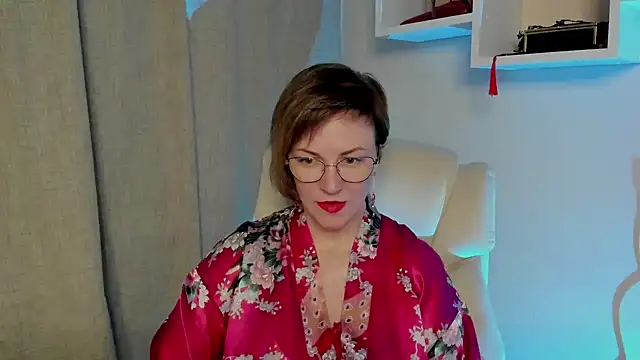 Snapshot of feliziaDesire chatting on 16, 5, 2026 feliziaDesire online show from 16, 5, 2026