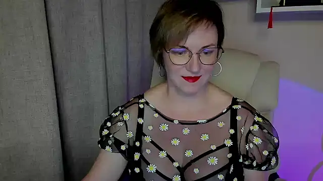 Snapshot of feliziaDesire chatting on 12, 6, 2026 feliziaDesire online show from 12, 6, 2026