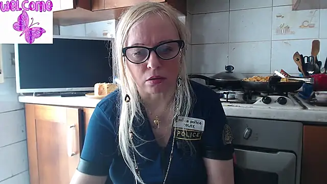 martachatte online show from 10, 3, 2025