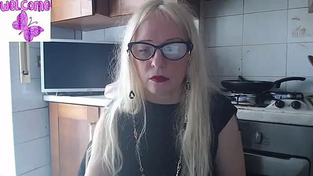 martachatte online show from 13, 3, 2025