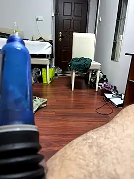 strange6696 online show from 4, 12, 2025