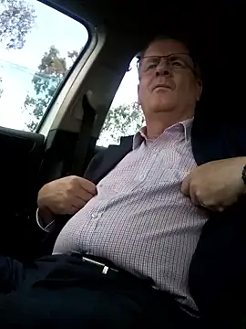 Snapshot of stiffandlubed@xh chatting on 3, 12, 2024 stiffandlubedxh online show from 3, 12, 2024