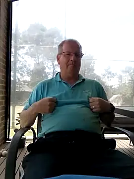 Snapshot of stiffandlubed@xh chatting on 8, 12, 2024 stiffandlubedxh online show from 8, 12, 2024