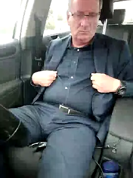 Snapshot of stiffandlubed@xh chatting on 8, 12, 2024 stiffandlubedxh online show from 8, 12, 2024