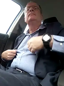 Snapshot of stiffandlubed@xh chatting on 11, 12, 2024 stiffandlubedxh online show from 11, 12, 2024