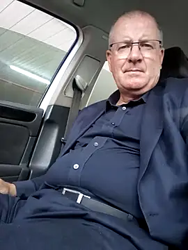 Snapshot of stiffandlubed@xh chatting on 9, 1, 2025 stiffandlubedxh online show from 9, 1, 2025