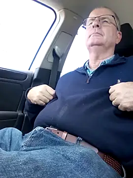 Snapshot of stiffandlubed@xh chatting on 21, 2, 2025 stiffandlubedxh online show from 21, 2, 2025