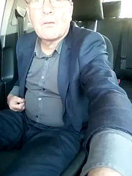 Snapshot of stiffandlubed@xh chatting on 13, 3, 2025 stiffandlubedxh online show from 13, 3, 2025