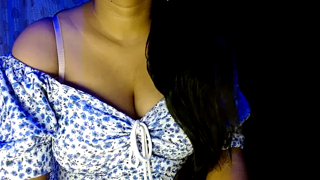 janifer001 online show from 13, 10, 2025