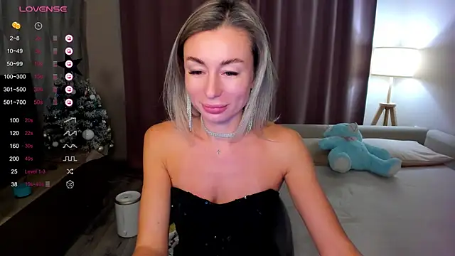 Snapshot of DannaEvan chatting on 24, 12, 2024 DannaEvan online show from 24, 12, 2024