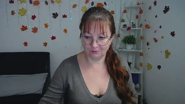 VanessaHotts online show from 10, 11, 2025