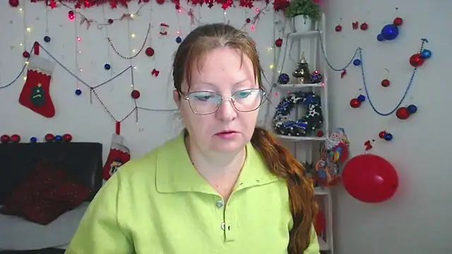 VanessaHotts online show from 15, 12, 2025