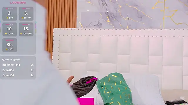 naughty ebonyy online show from 15, 1, 2026