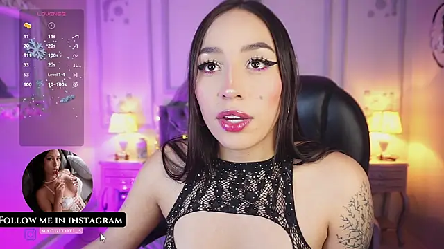 Snapshot of maggietime chatting on 28, 12, 2024 maggietime online show from 28, 12, 2024
