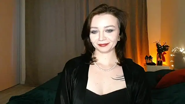 Shadow Passion online show from 9, 1, 2025