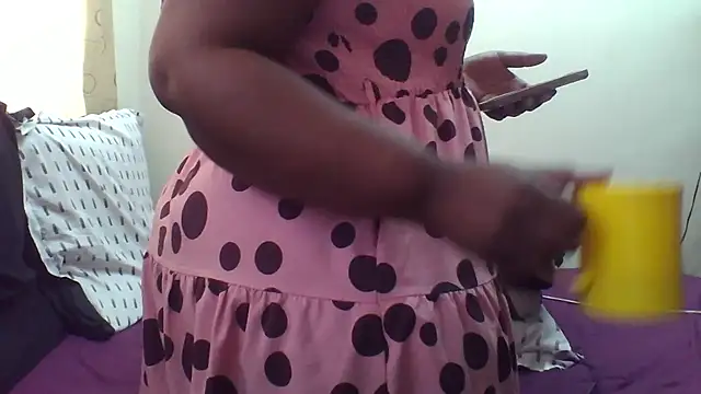 Snapshot of AddictiveAssCurves chatting on 2, 10, 2025 AddictiveAssCurves online show from 2, 10, 2025