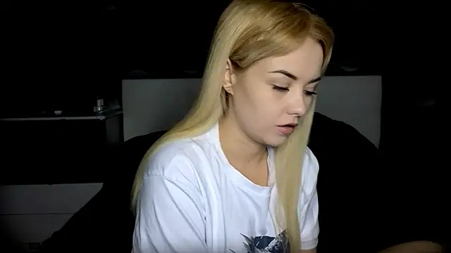 Snapshot of StephanieSweety chatting on 27, 11, 2025 StephanieSweety online show from 27, 11, 2025