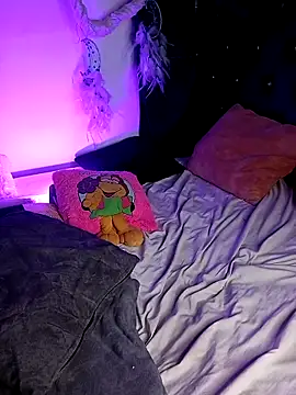 Snapshot of Piafisher1 chatting on 18, 3, 2025 Piafisher1 online show from 18, 3, 2025