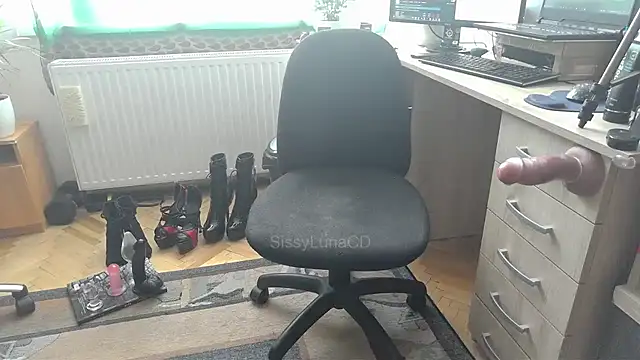 Snapshot of SissyLunaCD chatting on 31, 1, 2025 SissyLunaCD online show from 31, 1, 2025