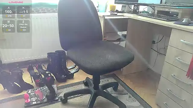 Snapshot of SissyLunaCD chatting on 20, 3, 2025 SissyLunaCD online show from 20, 3, 2025