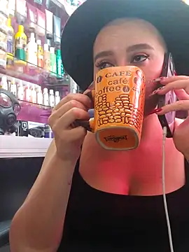 TamySweetness online show from 8, 2, 2025