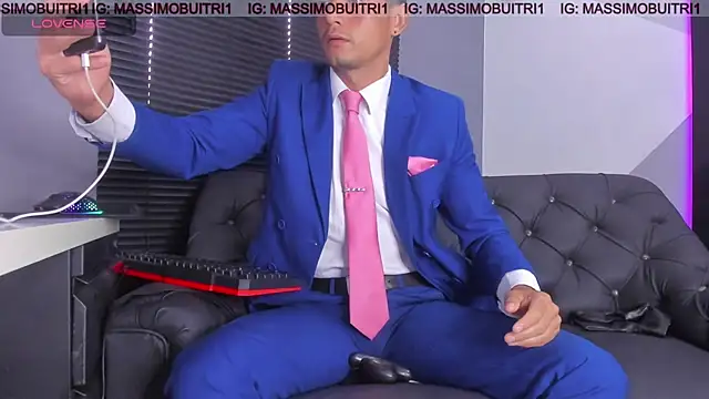 Snapshot of massimo_g chatting on 4, 5, 2026 massimo g online show from 4, 5, 2026