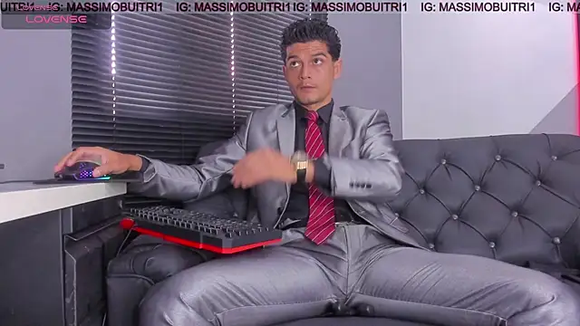 Snapshot of massimo_g chatting on 4, 7, 2026 massimo g online show from 4, 7, 2026
