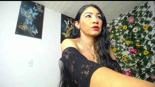 luzcastillo07 online show from 6, 2, 2026