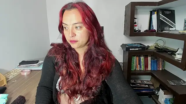 Redwidow   online show from 24, 2, 2026