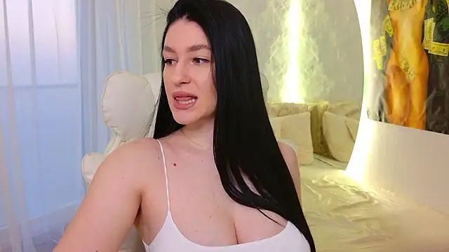 Snapshot of moniqque chatting on 9, 3, 2026 moniqque online show from 9, 3, 2026