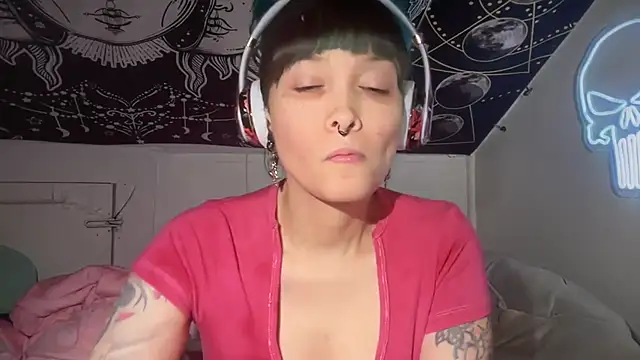 FRRANNKIE online show from 2, 1, 2025