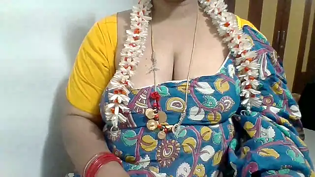 Snapshot of archanatelugu9 chatting on 20, 5, 2026 archanatelugu9 online show from 20, 5, 2026