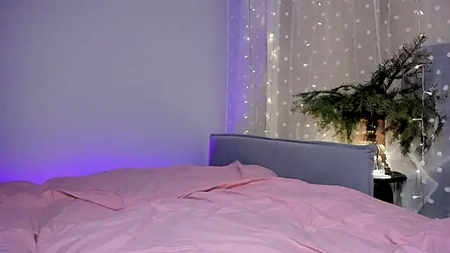 Snapshot of lina_stones chatting on 3, 12, 2025 lina stones online show from 3, 12, 2025